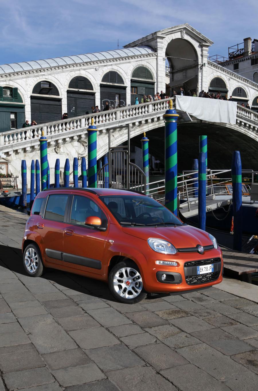  Fiat Panda 2012 года  (фото 128 из 277)